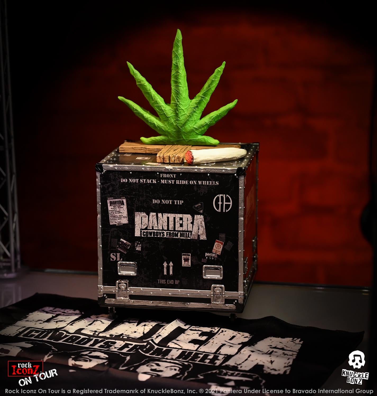 Pantera (Cowboys From Hell) Road Case KnuckleBonz Statue